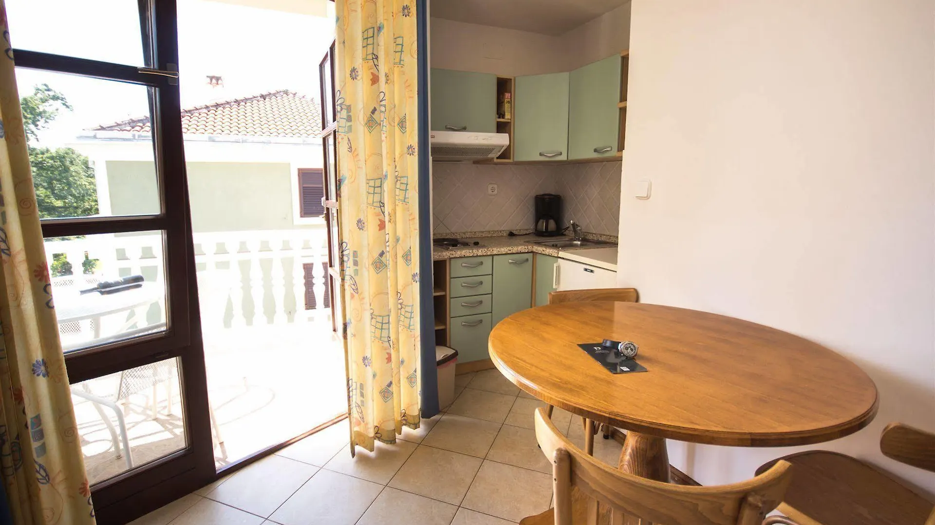 Umag Apartments 0*,